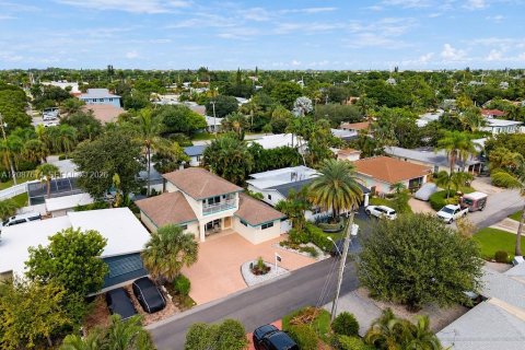 Casa en venta en Lantana, Florida, 4 dormitorios, 190.54 m2 № 2385475 - foto 24