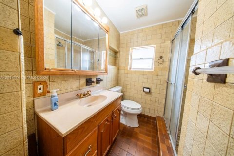 Casa en venta en Lantana, Florida, 4 dormitorios, 190.54 m2 № 2385475 - foto 13