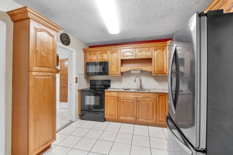 Villa ou maison à vendre à Fort Lauderdale, Floride: 4 chambres, 122.63 m2 № 2432506 - photo 5