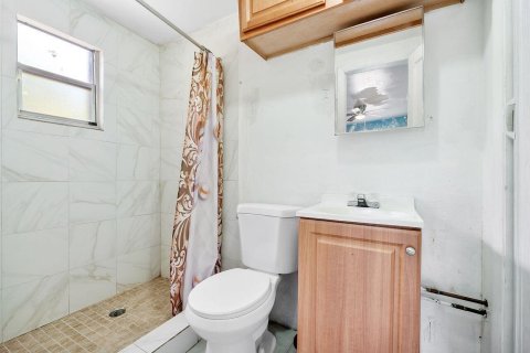 Villa ou maison à vendre à Fort Lauderdale, Floride: 4 chambres, 122.63 m2 № 2432506 - photo 12