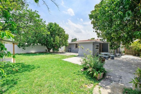 Villa ou maison à vendre à Fort Lauderdale, Floride: 4 chambres, 122.63 m2 № 2432506 - photo 22