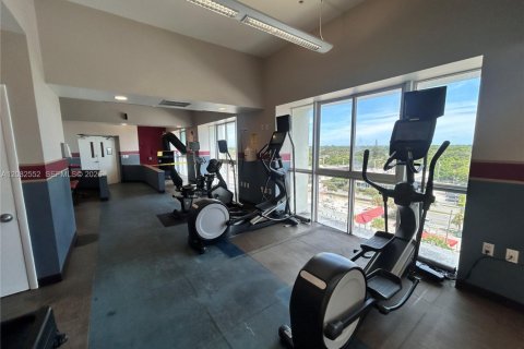 Condominio en alquiler en Miami, Florida, 1 dormitorio, 78.22 m2 № 2345725 - foto 25