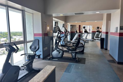 Condominio en alquiler en Miami, Florida, 1 dormitorio, 78.22 m2 № 2345725 - foto 27