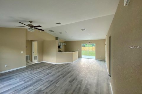 House in Ocala, Florida 3 bedrooms, 114.83 sq.m. № 1885008 - photo 2