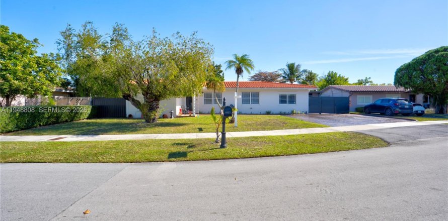 Villa ou maison à Miami, Floride 3 chambres, 144.74 m2 № 2004667