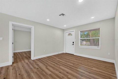 Villa ou maison à vendre à Bartow, Floride: 4 chambres, 129.32 m2 № 2322439 - photo 8