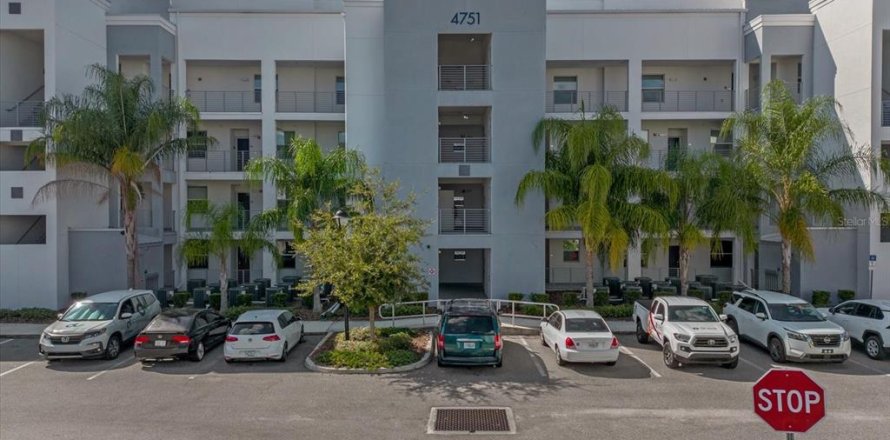 Condo in Kissimmee, Florida, 2 bedrooms № 2101874