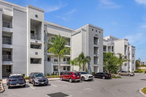 Condo in Kissimmee, Florida, 2 bedrooms № 2101874 - photo 3