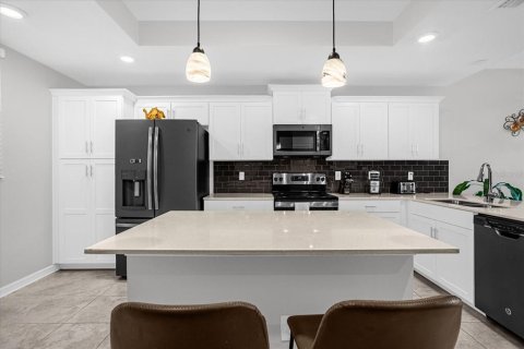 Condo in Kissimmee, Florida, 2 bedrooms № 2101874 - photo 8