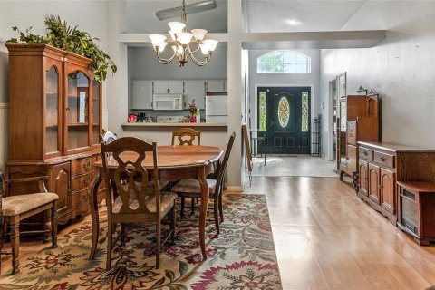 Casa en venta en Wesley Chapel, Florida, 4 dormitorios, 158.77 m2 № 1900668 - foto 7