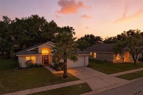 Casa en venta en Wesley Chapel, Florida, 4 dormitorios, 158.77 m2 № 1900668 - foto 4