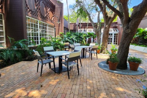 Condominio en alquiler en Miami, Florida, 2 dormitorios, 143.44 m2 № 2059934 - foto 28