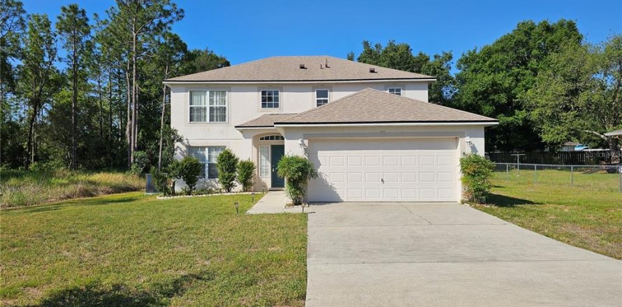 House in Ocala, Florida 3 bedrooms, 215.16 sq.m. № 1750704