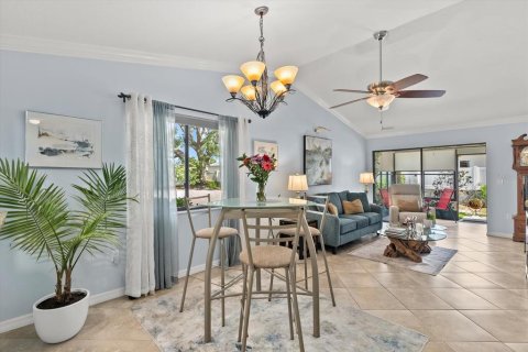 Casa en venta en Bradenton, Florida, 2 dormitorios, 107.77 m2 № 2220257 - foto 3