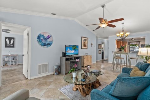 Casa en venta en Bradenton, Florida, 2 dormitorios, 107.77 m2 № 2220257 - foto 8