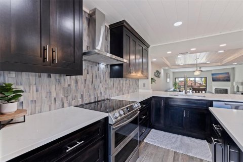Adosado en venta en Tierra Verde, Florida, 2 dormitorios, 155.7 m2 № 1758379 - foto 13