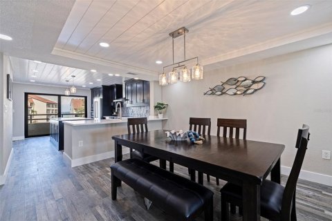 Adosado en venta en Tierra Verde, Florida, 2 dormitorios, 155.7 m2 № 1758379 - foto 9