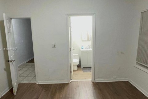 Copropriété à louer à Miami Beach, Floride: 1 chambre, 39.76 m2 № 1944755 - photo 8