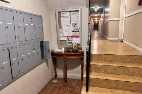 Copropriété à louer à Miami Beach, Floride: 1 chambre, 39.76 m2 № 1944755 - photo 11