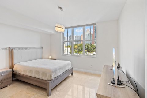 Condo in Aventura, Florida, 3 bedrooms  № 1954680 - photo 14