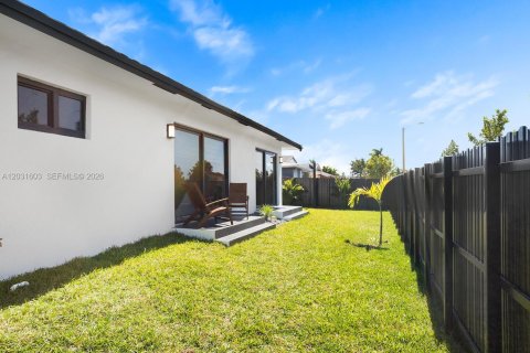 Купить виллу или дом в Майами, Флорида 4 спальни, 169.45м2, № 2085412 - фото 29