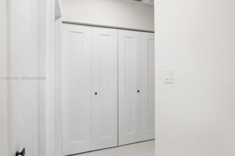 Купить виллу или дом в Майами, Флорида 4 спальни, 169.45м2, № 2085412 - фото 23
