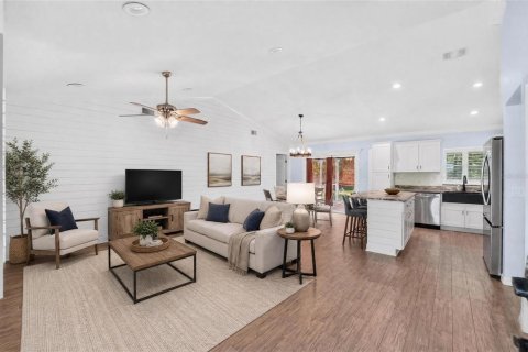 Villa ou maison à vendre à Crystal River, Floride: 2 chambres, 103.68 m2 № 2203561 - photo 15