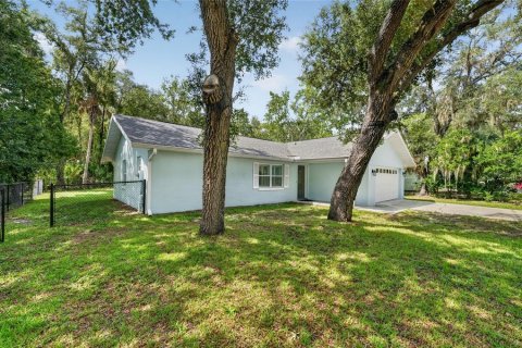 Villa ou maison à vendre à Crystal River, Floride: 2 chambres, 103.68 m2 № 2203561 - photo 5