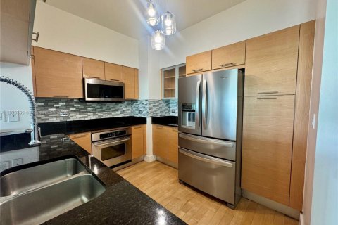 Copropriété à louer à Miami, Floride: 2 chambres, 107.49 m2 № 1977472 - photo 3