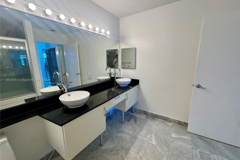 Copropriété à louer à Miami, Floride: 2 chambres, 107.49 m2 № 1977472 - photo 23
