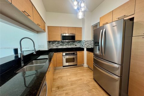 Copropriété à louer à Miami, Floride: 2 chambres, 107.49 m2 № 1977472 - photo 6