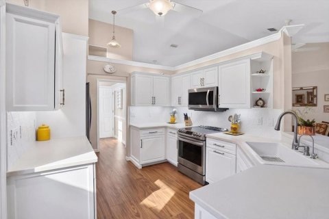 Villa ou maison à vendre à Bradenton, Floride: 3 chambres, 196.67 m2 № 2420025 - photo 8