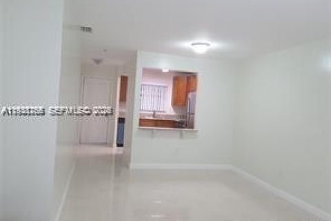 Condo à Tamarac, Floride, 2 chambres  № 1996447