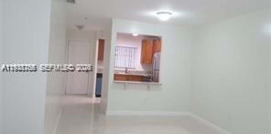 Condo à Tamarac, Floride, 2 chambres  № 1996447