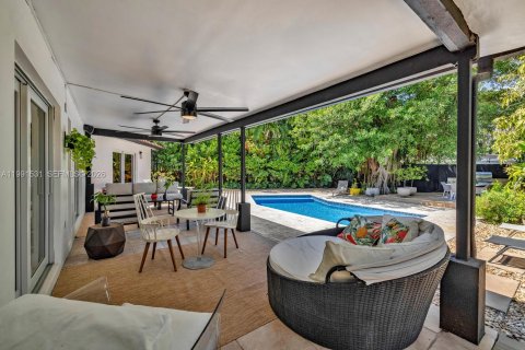 Купить виллу или дом в Майами-Шорс, Флорида 3 спальни, 207.36м2, № 2059409 - фото 29