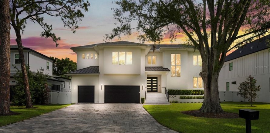 Villa ou maison à Tampa, Floride 5 chambres, 484.67 m2 № 1835095