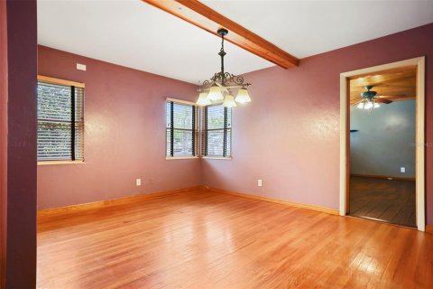 House in Saint Petersburg, Florida 3 bedrooms, 175.96 sq.m. № 1616306 - photo 25
