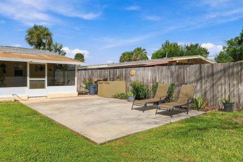 Villa ou maison à vendre à Melbourne, Floride: 3 chambres, 128.21 m2 № 2387801 - photo 28