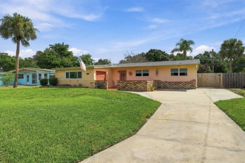 Villa ou maison à vendre à Melbourne, Floride: 3 chambres, 128.21 m2 № 2387801 - photo 2