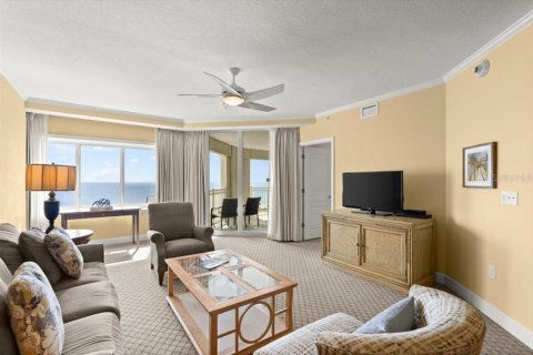 Condo in Palm Coast, Florida, 3 bedrooms  № 1824738 - photo 16