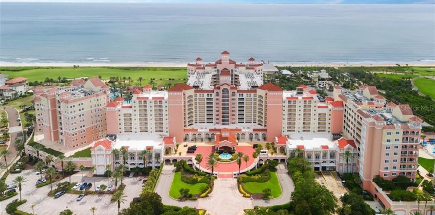 Condo in Palm Coast, Florida, 3 bedrooms № 1824738