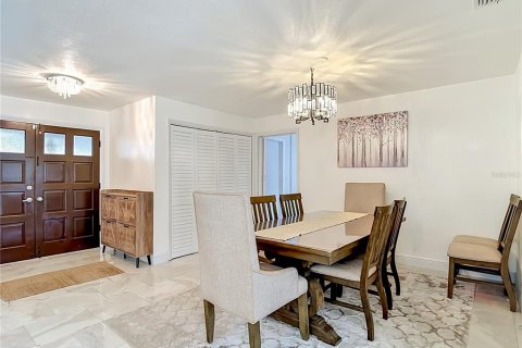 Villa ou maison à vendre à Tampa, Floride: 4 chambres, 189.24 m2 № 2203340 - photo 7