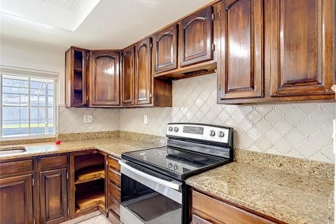 Villa ou maison à vendre à Tampa, Floride: 4 chambres, 189.24 m2 № 2203340 - photo 14