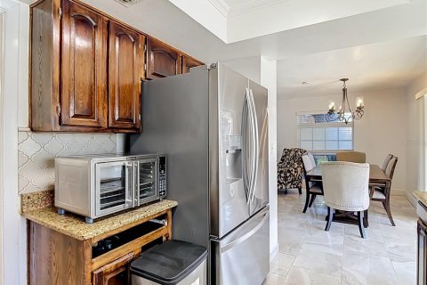 Villa ou maison à vendre à Tampa, Floride: 4 chambres, 189.24 m2 № 2203340 - photo 16