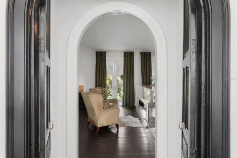 Casa en venta en Tampa, Florida, 6 dormitorios, 760.87 m2 № 2433338 - foto 25