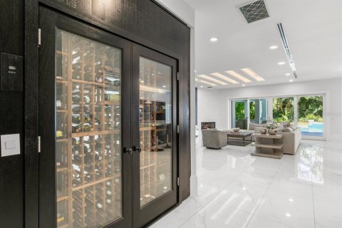 Casa en venta en Tampa, Florida, 6 dormitorios, 760.87 m2 № 2433338 - foto 22