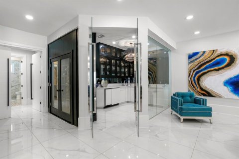Casa en venta en Tampa, Florida, 6 dormitorios, 760.87 m2 № 2433338 - foto 20