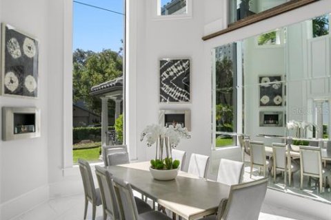 Casa en venta en Tampa, Florida, 6 dormitorios, 760.87 m2 № 2433338 - foto 10