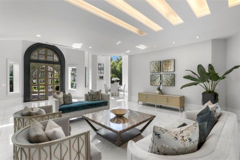 Casa en venta en Tampa, Florida, 6 dormitorios, 760.87 m2 № 2433338 - foto 7