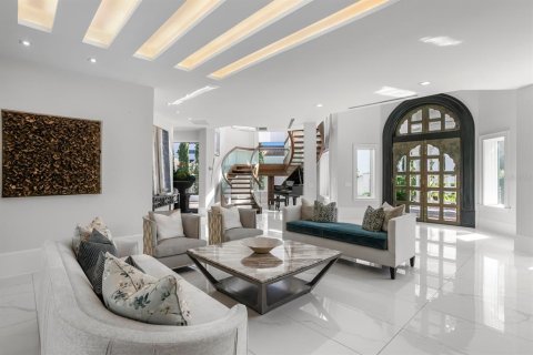 Casa en venta en Tampa, Florida, 6 dormitorios, 760.87 m2 № 2433338 - foto 6